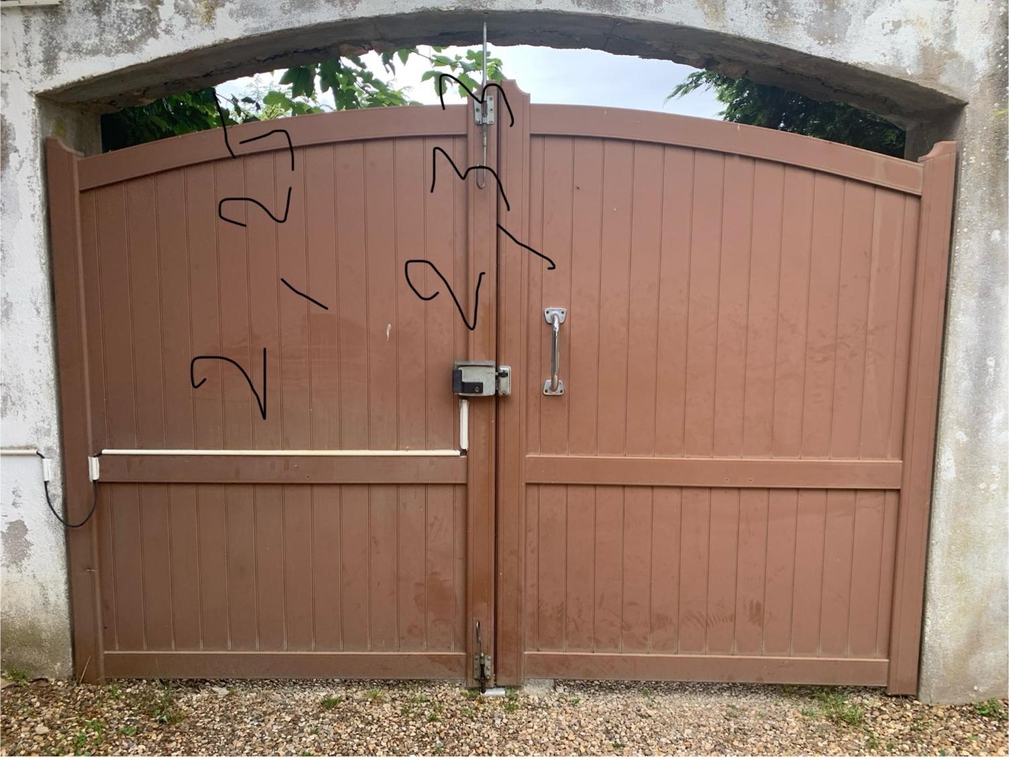 Maison Marylene Possibilite De Louer 2 Chambres Et Un Lit 1Place Supplementaire Ici C'Est Calme Et Simple Entretien Et Petit Dejeuner A Regler Sur Place Vous Gagnez 16 Pour-Cent Givry  Ngoại thất bức ảnh
